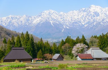 Tarihi köy Hakuba, Nagano, Japonya