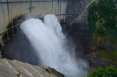 Kurobe Barajı: Toyama, Japan