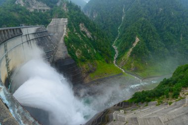 Kurobe Barajı: Toyama, Japan