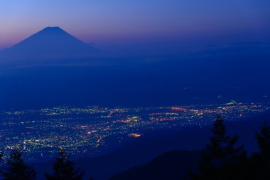 Kofu ve Mt.Fuji peyzaj