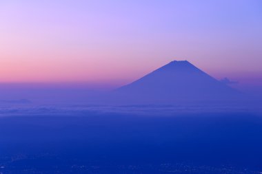 Mt.Fuji ve bulutlar deniz