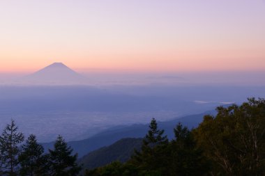 Mt.Fuji ve bulutlar deniz