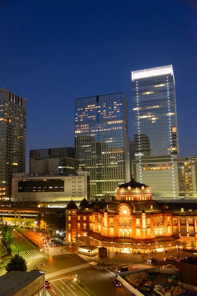 Nachtszene des Tokyobahnhofs — Stockfoto