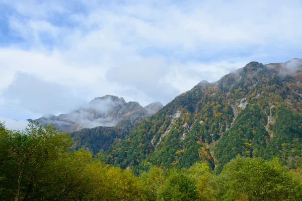 Landschaft der nördlichen japanischen Alpen — Stockfoto