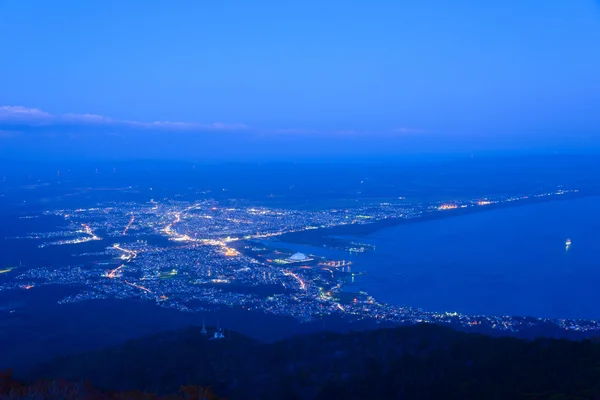 Nattbild av Mutsu stad — Stockfoto