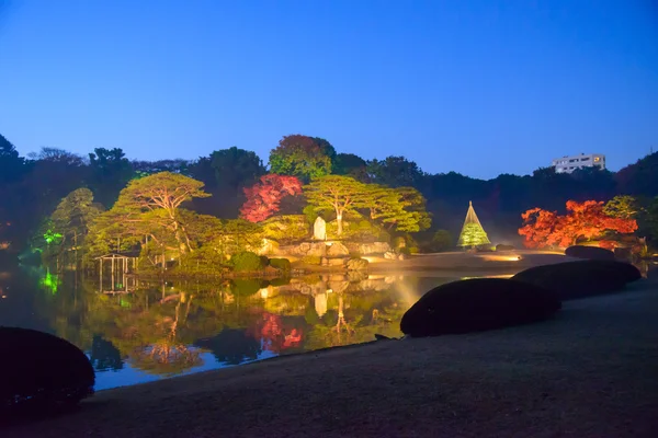 Herbstlaub im rikugien Garten, Komagom, Tokyo — Stockfoto