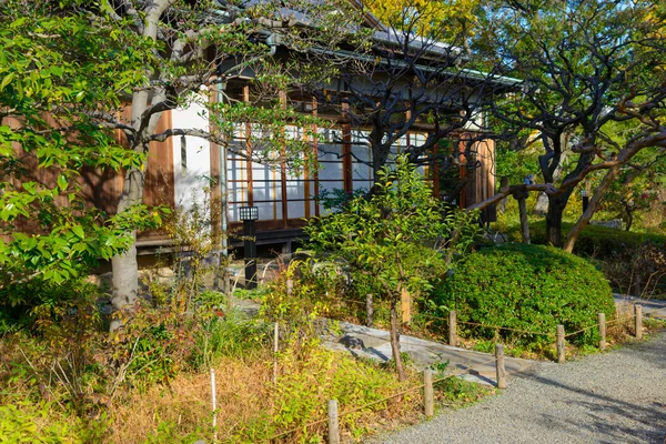 Mukojima-Hyakkaen ogród jesienią w Tokio — Zdjęcie stockowe