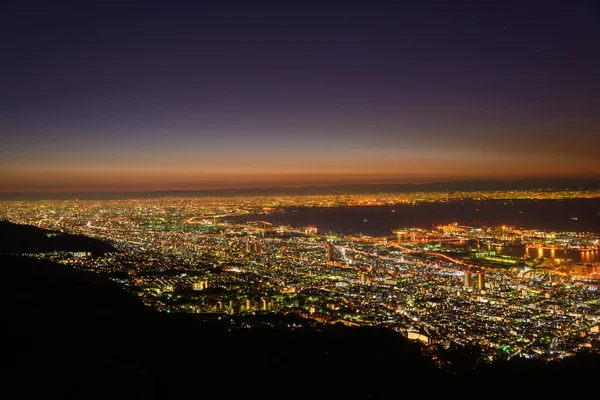 Osaka y Kobe en el crepúsculo, Vista desde el Kukuseidai del Monte Maya — Foto de Stock