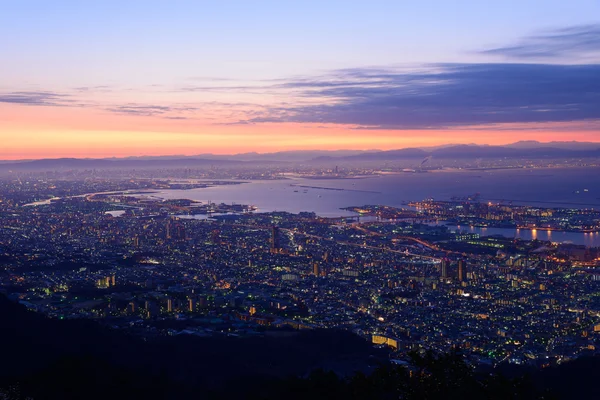 Osaka y Kobe en el crepúsculo, Vista desde el Kukuseidai del Monte Maya — Foto de Stock