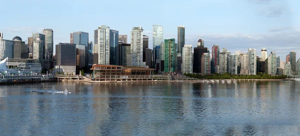 Vancouver Waterfront from the bay — Stock Photo, Image