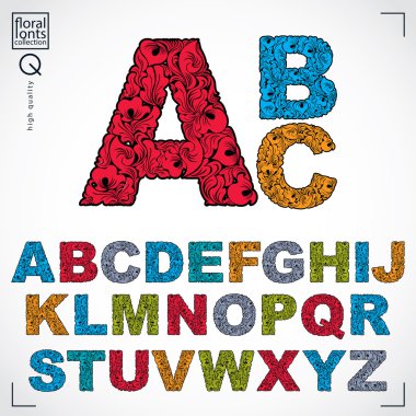 Sans serif harfler çiçekli alfabe 