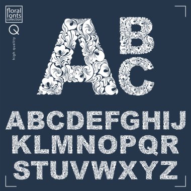 Süslü siyah beyaz karakterler kümesi