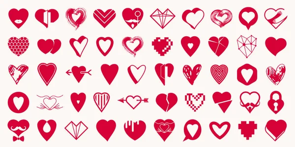 心的大向量集 不同形状和概念的标志或图标 爱与关怀 健康与心脏科 几何与低聚合体 心形符号的集合 — 图库矢量图片