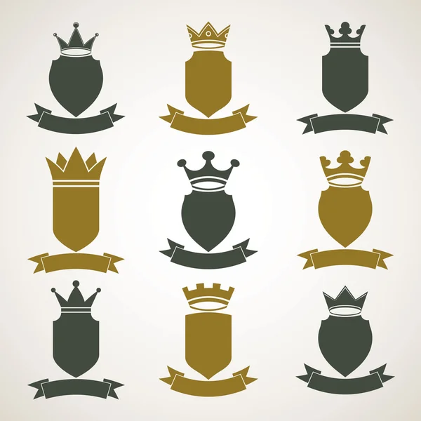 Heraldic royal blazon illustrations set — Stock Vector