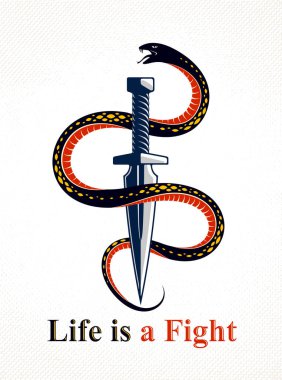 Hançer yılanı öldürür, yılanı mağlup eder. Kılıç vektör dövmesinin etrafına sarar. Hayat bir dövüş konseptidir, hayat güllerden, alegorik logodan ya da antik sembollerin ambleminden ibaret değildir..