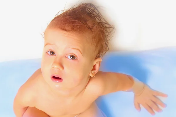 Beautiful baby girl  in the bath — Stock Photo, Image