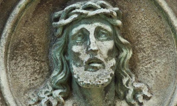 Face of Jesus Christ crown of thorns (statue) — Stock Photo, Image