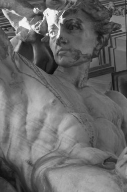 Apollo zeus ve sinek, bir Olimpiyat Tanrıların oğludur. Tanrı ışık, müzik ve harmony olduğunu.