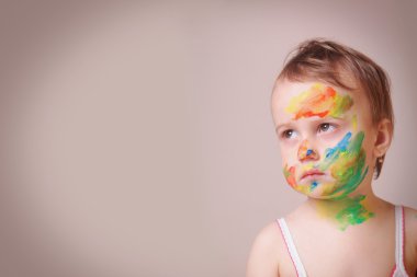 Çocuk makyaj (komik resim)