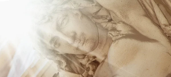 Olimpijska Bogini Miłości Piękna Afrodyta Wenus Starożytny Posąg Promieniach Słońca — Zdjęcie stockowe