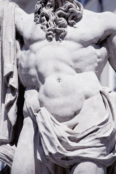 Торс Могутнього Бога Зевса Фрагмент Стародавньої Статуї — стокове фото