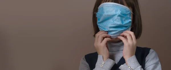 Prevenção Durante Gripe Surto Infeccioso Proteção Total Feche Jovem Usando — Fotografia de Stock