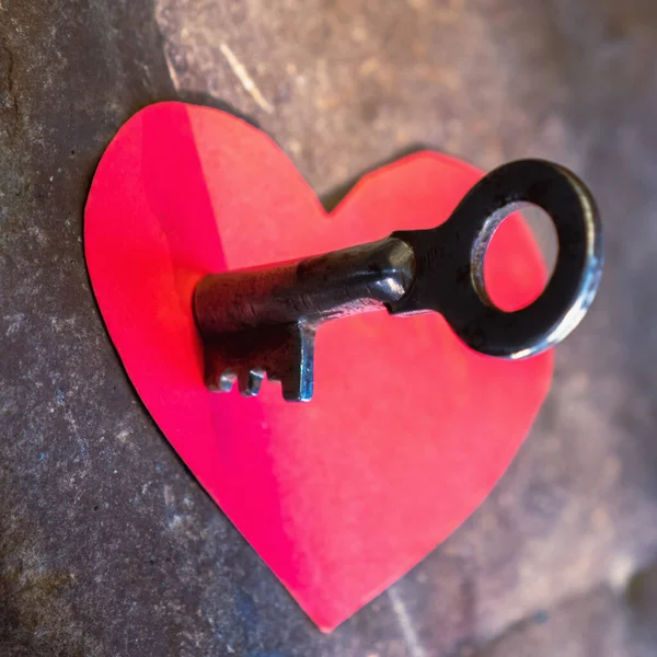Nøkkel Fra Hjertet Som Symbol Kjærlighet – stockfoto