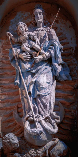 Estátua Muito Antiga Virgem Maria Com Jesus Cristo Religião Amor — Fotografia de Stock