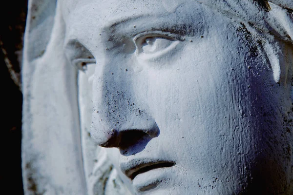 Mirada Amor Virgen María Cerca Fragmento Estatua Antigua Religión Concepto — Foto de Stock