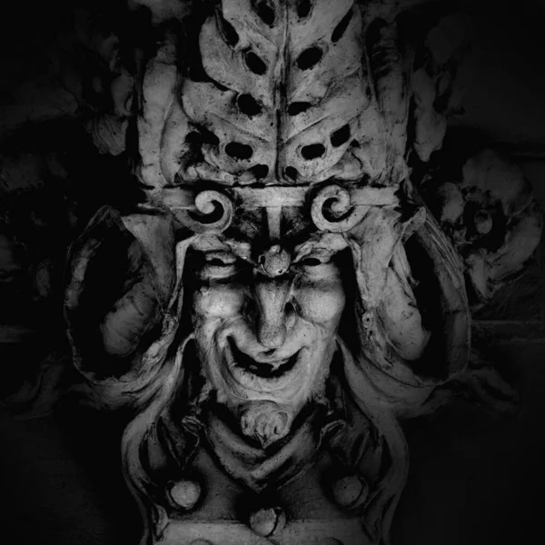 Лицо Монстра Древнегреческого Античного Бога Даймона Жаждущего Соперничества Зависти Ревности — стоковое фото