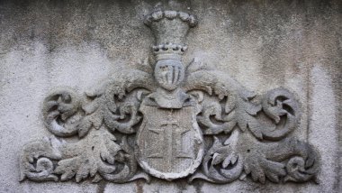 ortaçağ mimarisi amblemi (Avrupa)