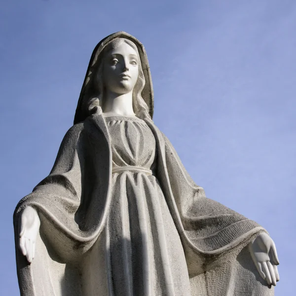 Statua della Vergine Maria — Foto Stock