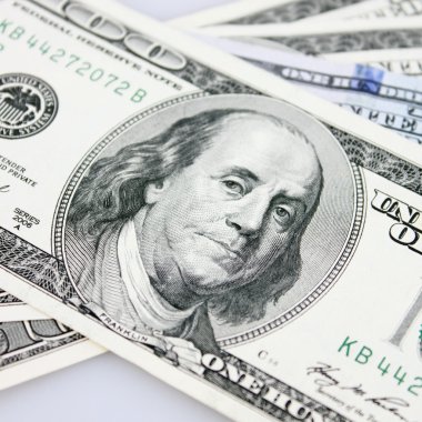 dolarlık banknot kadar yakın