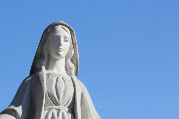 Statuia Fecioarei Maria — Fotografie, imagine de stoc