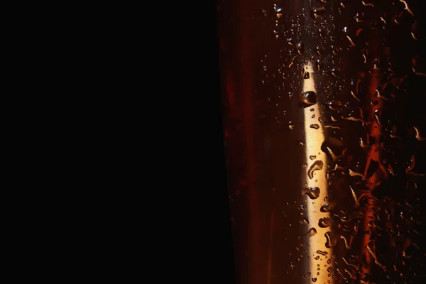 Glas av mörkt öl (fragment) — Stockfoto