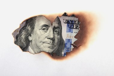 dolarlık banknot kadar yakın