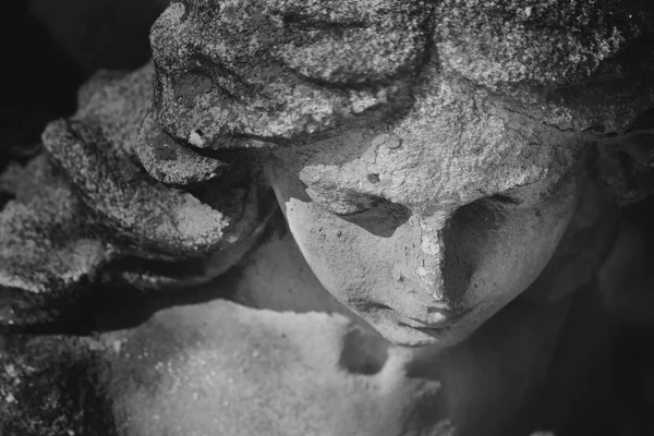 Vintage image of a sad angel on a cemetery (fragment) — Stock Photo, Image