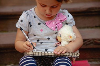 Yaratıcılık ve hayal gücünün çocukluk anı.