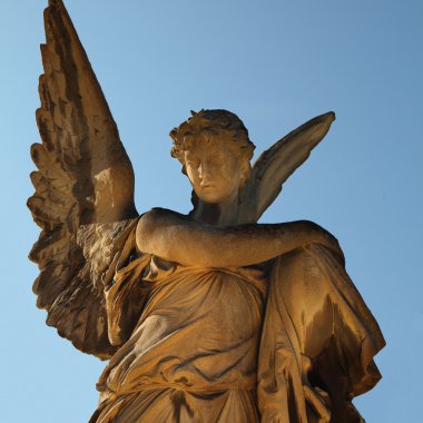 güneş ışığı (antik heykel altın melek)