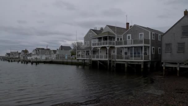 Molnig Dag Nantucket Island Historiska Distriktet Husen Hamnen — Stockvideo