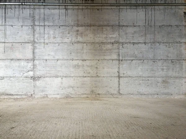 Exposed New Grungy Grey Concrete Wall — Stock Photo, Image