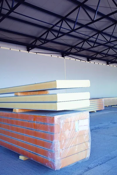 Construction Sandwich Panels Site Ready Assemble Prefabricated Insulation Sheet — Stock Photo, Image