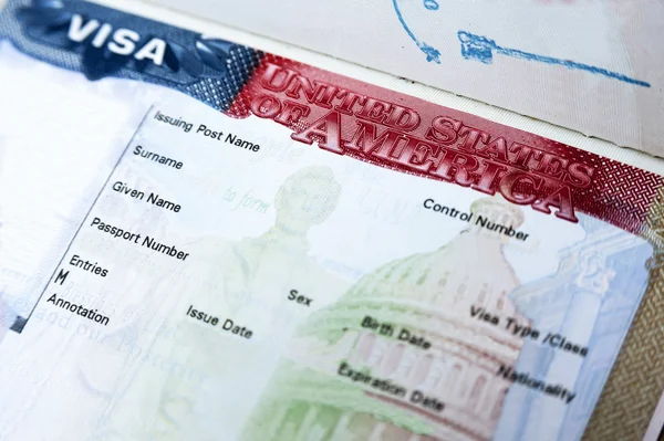 米国ビザとパスポート — ストック写真