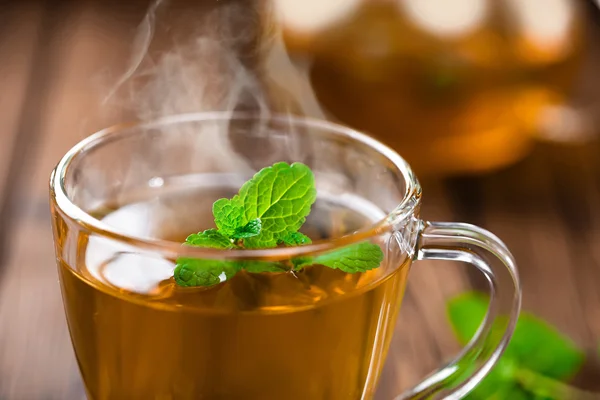 Té de menta caliente —  Fotos de Stock