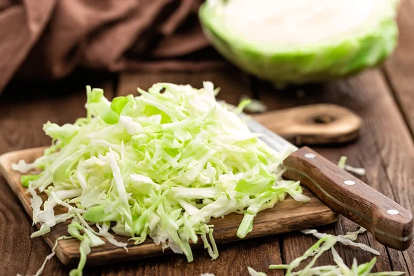 Frisches, geschreddertes Kohl — Stockfoto