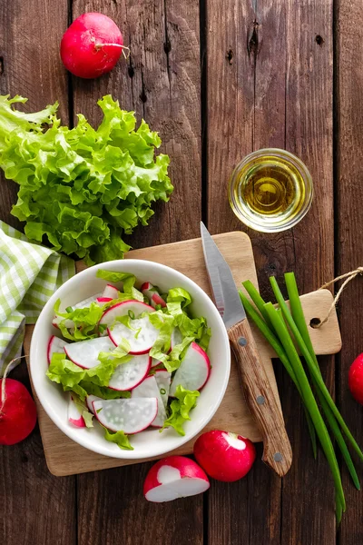 Salada de rabanete fresco — Fotografia de Stock