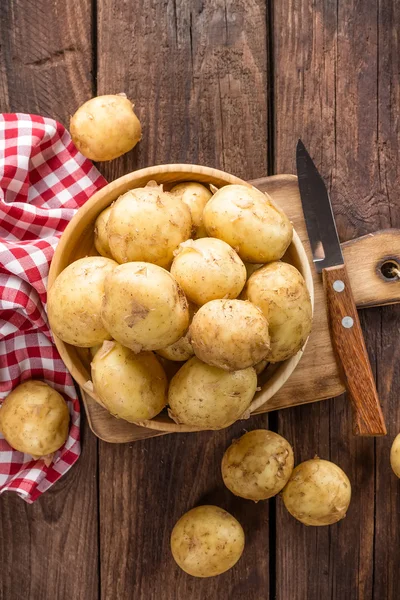 Raw new potato — Stock Photo, Image