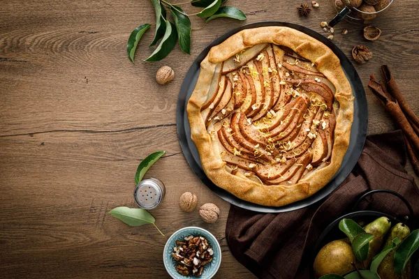 Galette Pera Con Nueces Canela Ralladura Limón Pastel Frutas Otoño — Foto de Stock