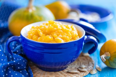 Balkabağı çorbası.