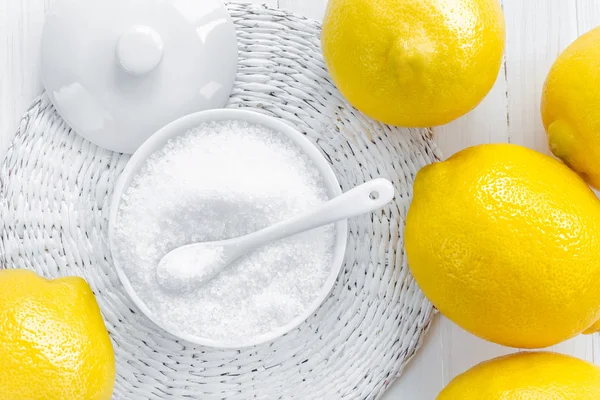 Лимонна кислота — стокове фото